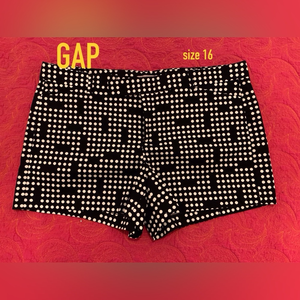 NWOT GAP Shorts size 16 PLUS SIZE